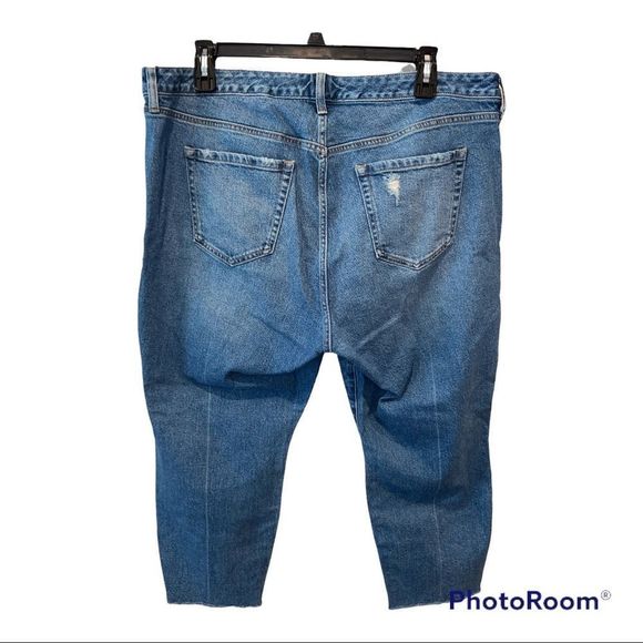 Torrid High Rise Straight Distressed Jeans Light Wash Step Hem 20 Short - Picture 7 of 12